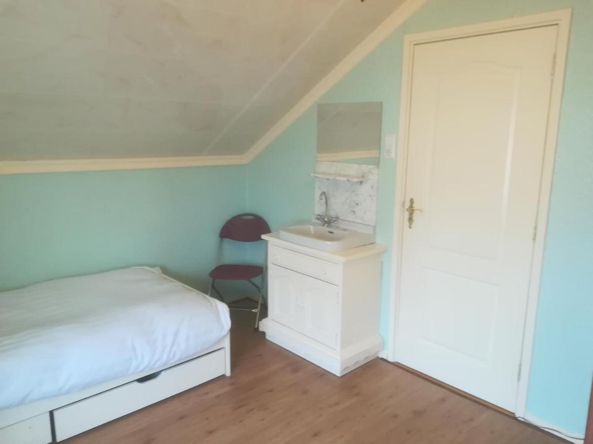B&B Elbahof, Goed En Goedkoop! Hem Exterior photo
