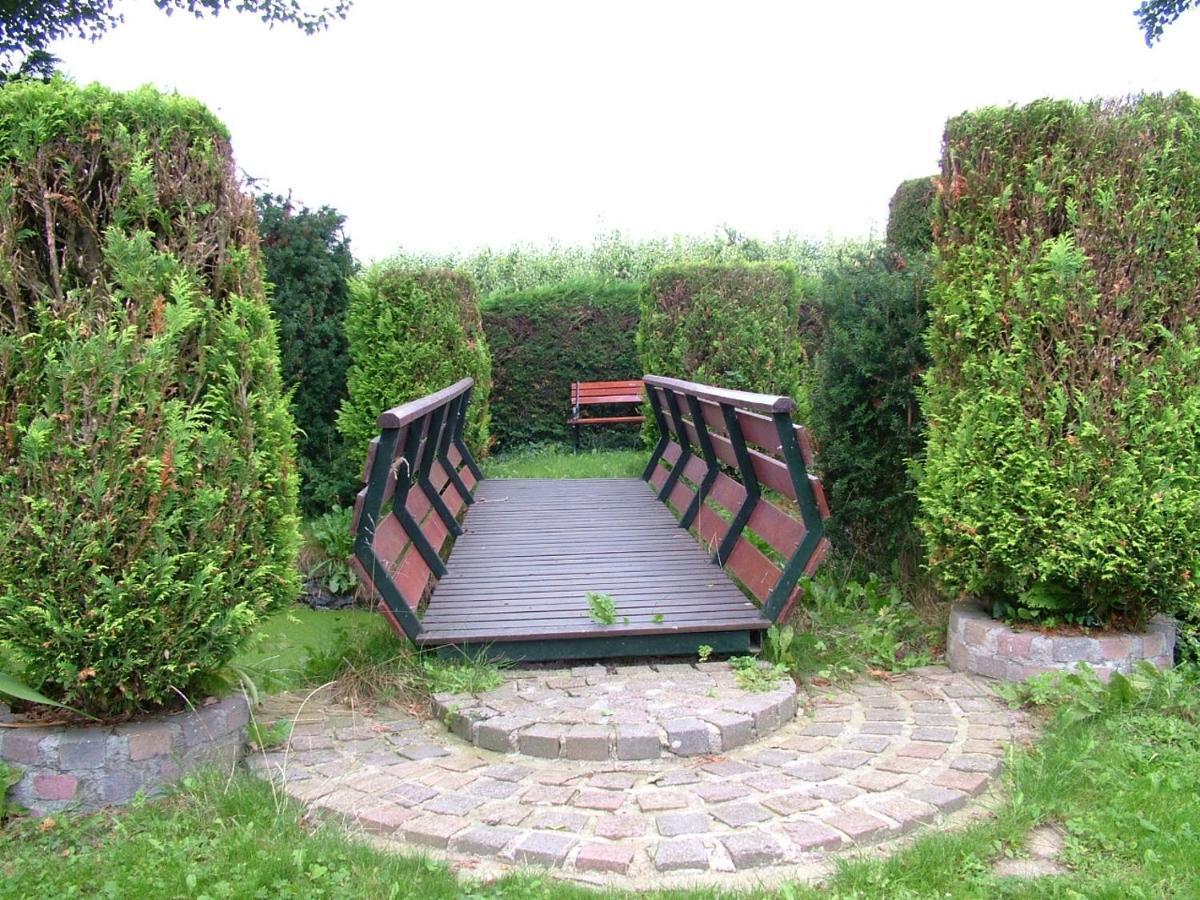 B&B Elbahof, Goed En Goedkoop! Hem Exterior photo