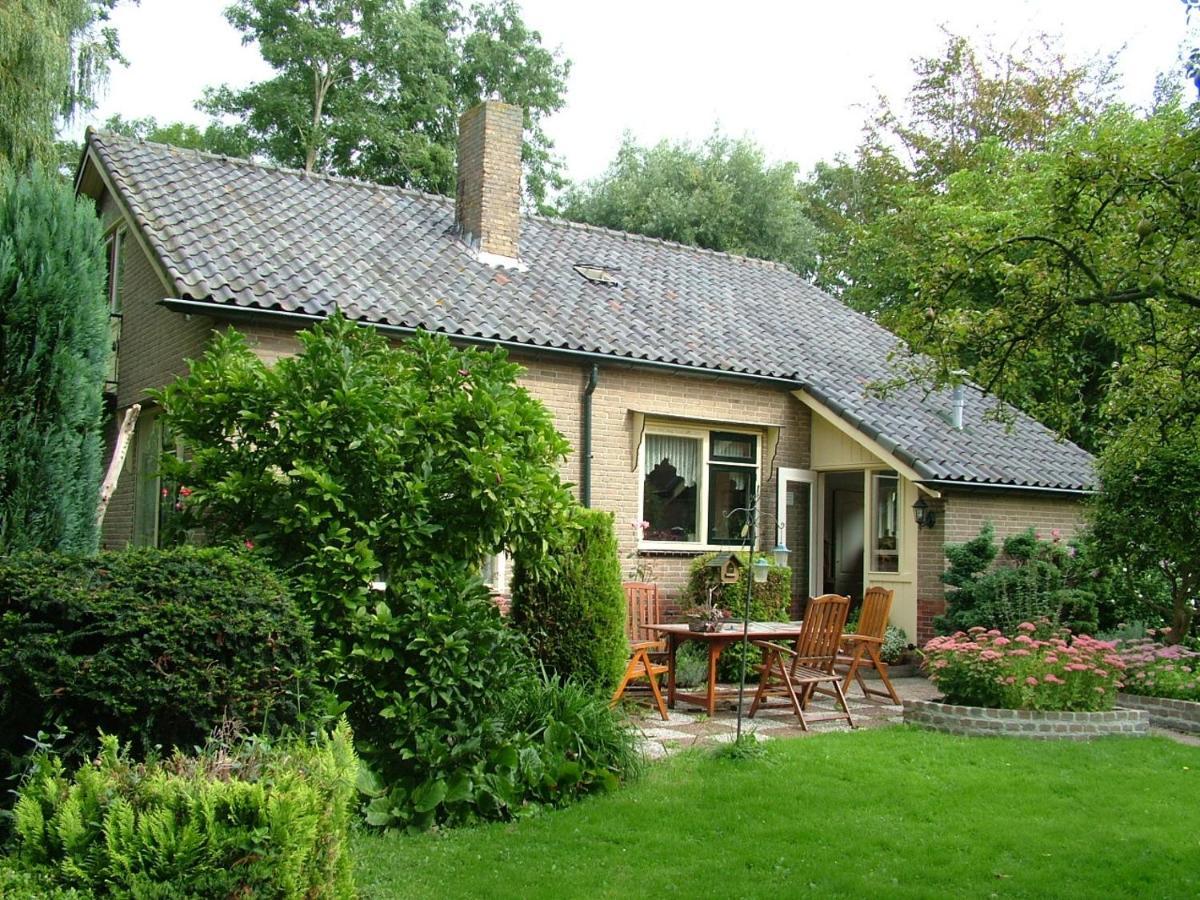 B&B Elbahof, Goed En Goedkoop! Hem Exterior photo
